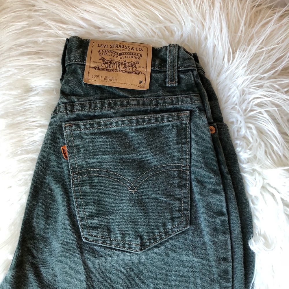 vintage levis mom jeans